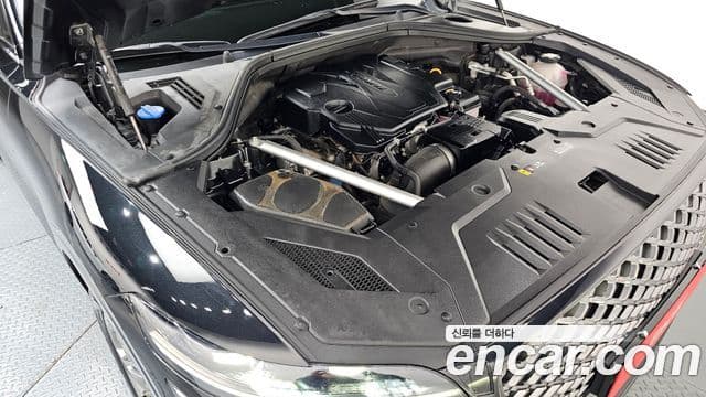 Genesis GV70, 2021 6