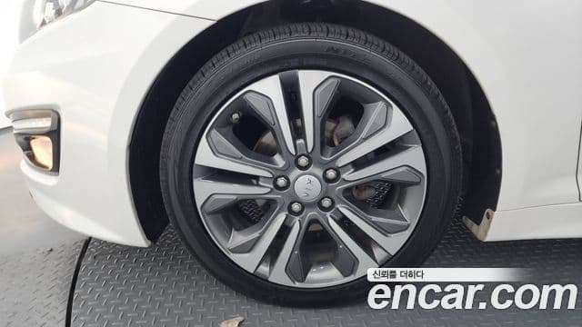 Kia K5 Noblesse, 2011 все фото