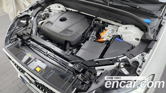 Volvo XC60 2세대 T8 Ultra Bright, 2025 6