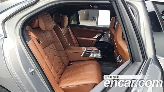 BMW 7시리즈 (G70) 750e xDrive M Sport, 2023 12