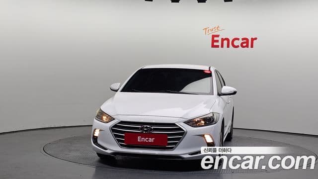 Hyundai Avante AD 1.6 GDI Smart, 2016 3