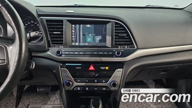 Hyundai Avante AD 1.6 GDI Smart, 2016 18