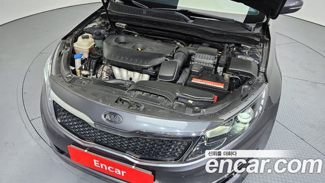 Kia K5 Prestige, 2012 6