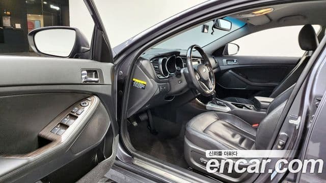 Kia K5 Prestige, 2012 11