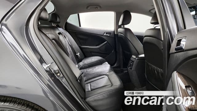 Kia K5 Prestige, 2012 12