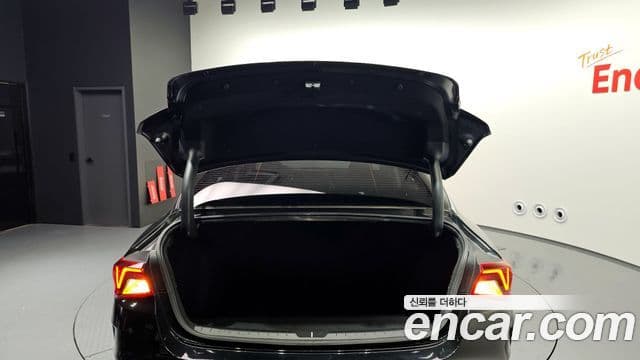 Kia K5 гибрид 3세대 Noblesse, 2023 20