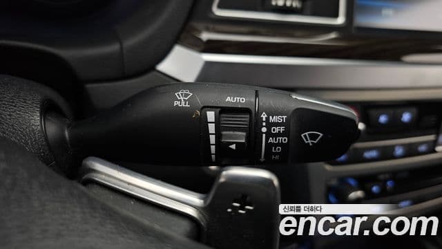 Genesis G80 Premium Luxury, 2017 17