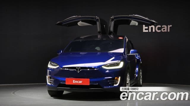 Tesla модель X Long Range, 2020 3