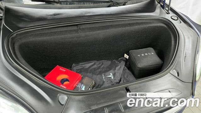 Tesla модель X Long Range, 2020 6