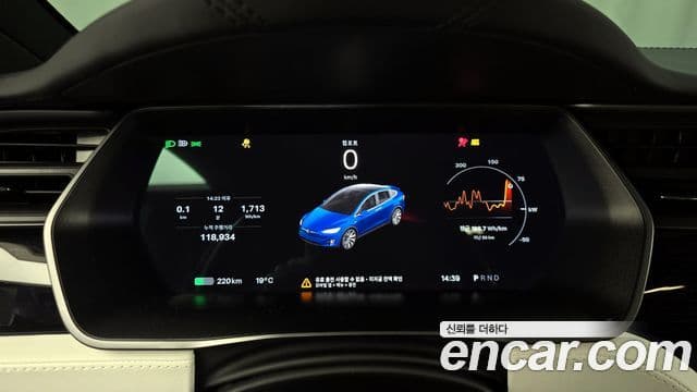 Tesla модель X Long Range, 2020 8