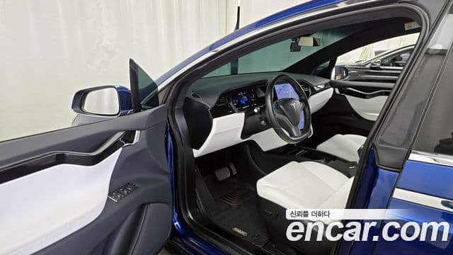 Tesla модель X Long Range, 2020 10