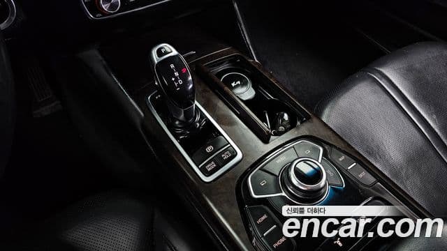 Kia K9 Special, 2013 9