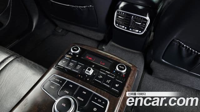 Kia K9 Special, 2013 19