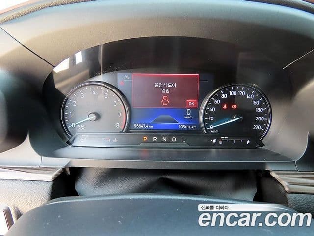 Ford Explorer 6세대, 2022 9