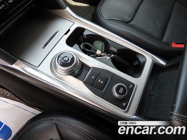 Ford Explorer 6세대, 2022 11