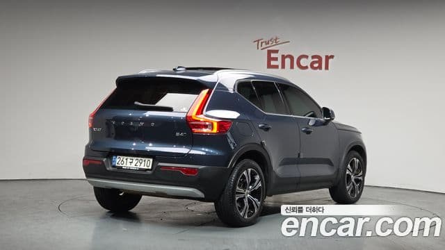 Volvo XC40 B4 Inscription, 2022 2