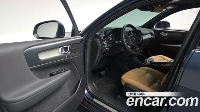 Volvo XC40 B4 Inscription, 2022 11