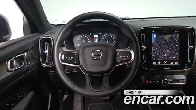 Volvo XC40 B4 Inscription, 2022 13