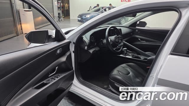 Hyundai Avante гибрид (CN7) Modern, 2022 10