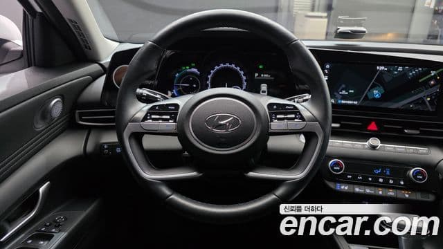 Hyundai Avante гибрид (CN7) Modern, 2022 13