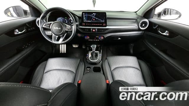 Kia The / новый New K3 2세대 Signature, 2023 7