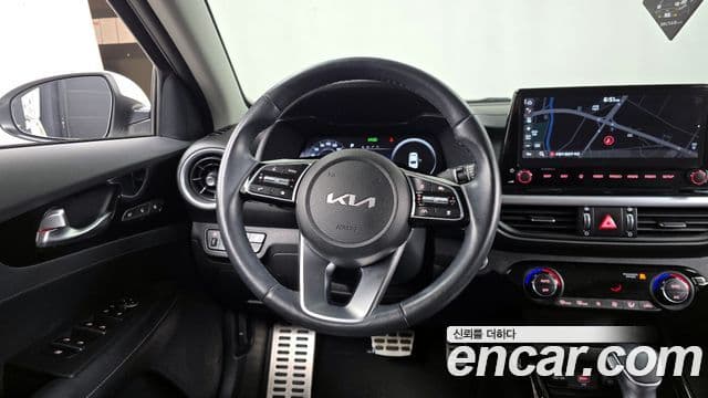 Kia The / новый New K3 2세대 Signature, 2023 13