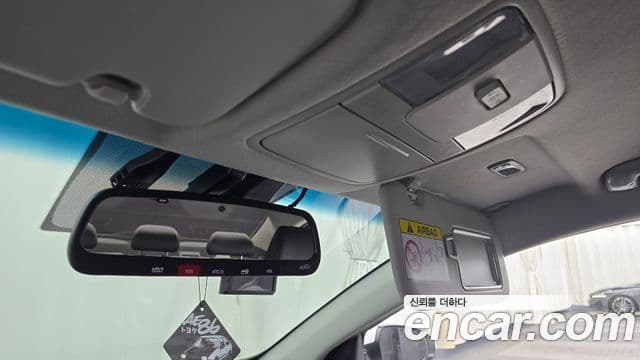 Kia The / новый New K3 2세대 Signature, 2023 17