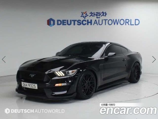 Ford Mustang купе, 2015 1