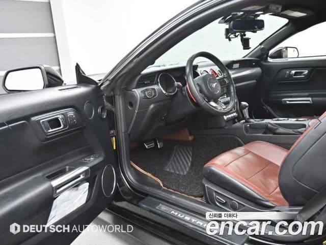 Ford Mustang купе, 2015 11