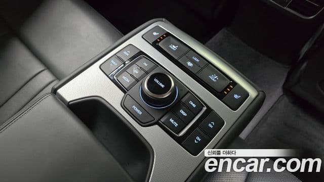 Genesis G80 Premium Luxury, 2017 19