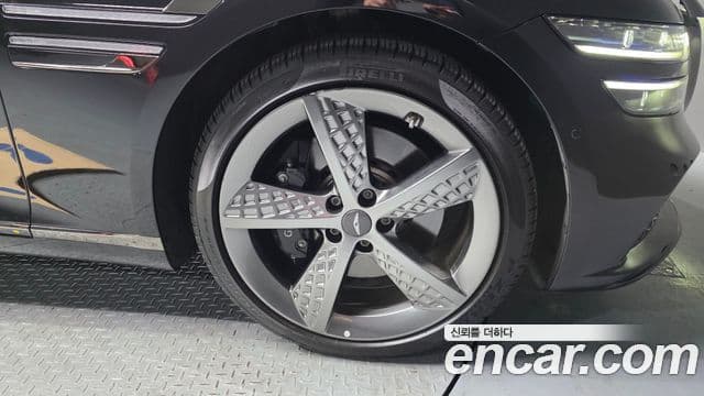 Genesis G80 (RG3) бензин 2.5 турбо AWD, 2022 все фото