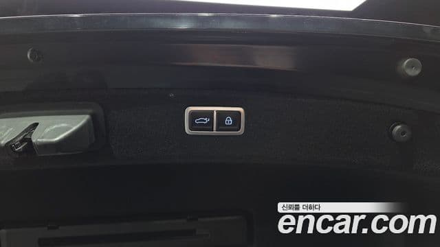 Genesis G80 (RG3) бензин 2.5 турбо AWD, 2022 20