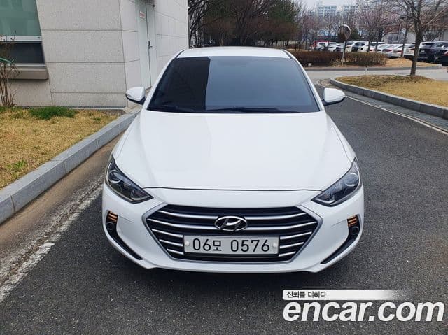 Hyundai Avante AD 1.6 GDI Smart, 2016 1
