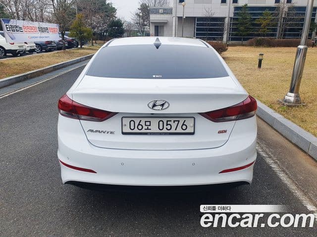 Hyundai Avante AD 1.6 GDI Smart, 2016 2