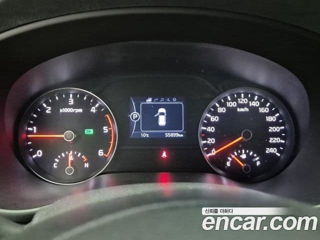 Kia Sportage 4세대 дизель 1.7 2WD Trendy, 2018 6