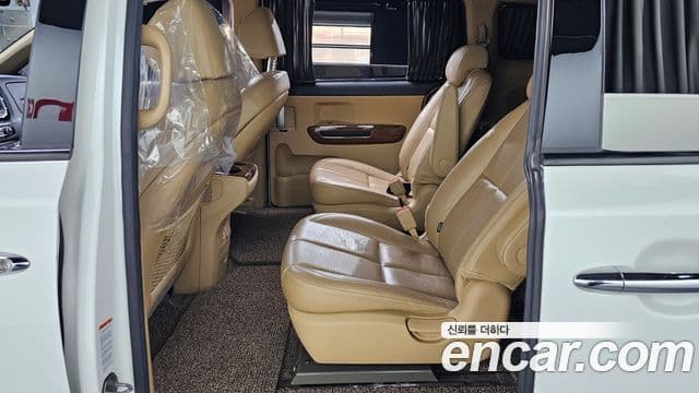 Kia All New Carnival Noblesse, 2017 12
