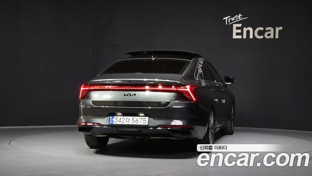 Kia K8 гибрид Signature, 2023 4