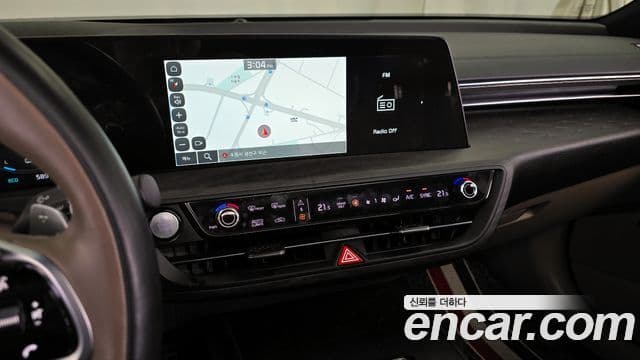 Kia K8 гибрид Signature, 2023 14