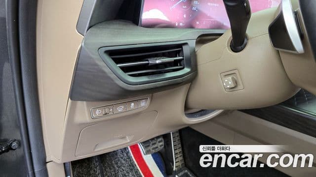 Kia K8 гибрид Signature, 2023 16