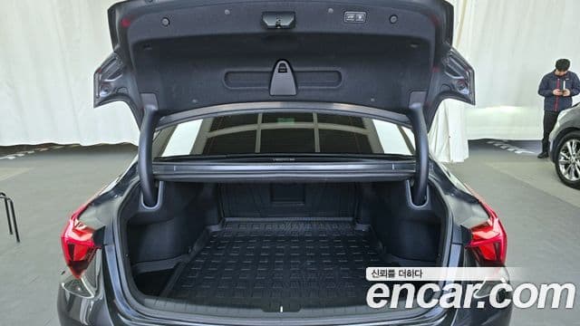 Kia K8 гибрид Signature, 2023 20