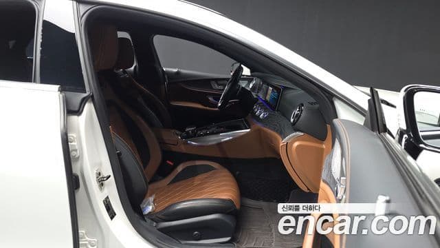 Mercedes-Benz AMG GT 4도어 43 4MATIC+, 2019 11