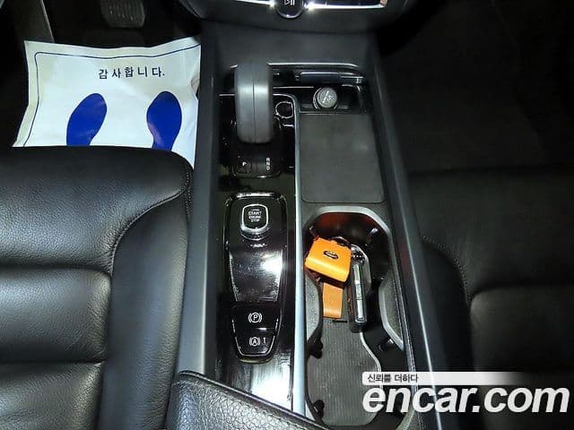 Volvo S60 3세대 B5 Momentum, 2022 12