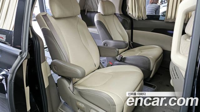 Kia Carnival 4세대 Signature, 2023 12