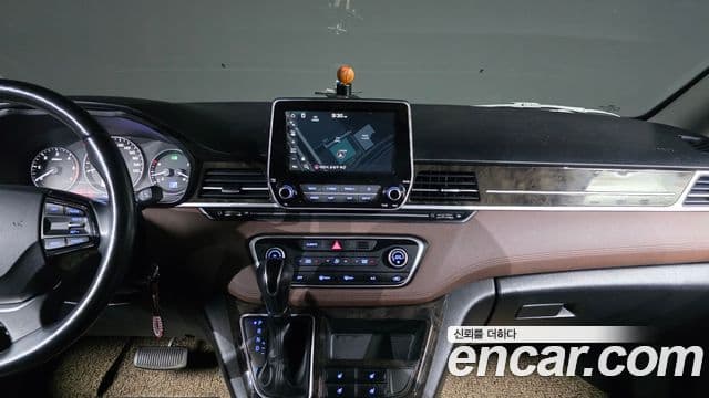 Hyundai The / новый New Grand Starex Exclusive, 2021 16