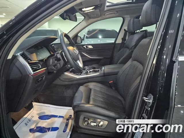 BMW X7 (G07) xDrive 40i Design Pure Excellence 6인승, 2022 10