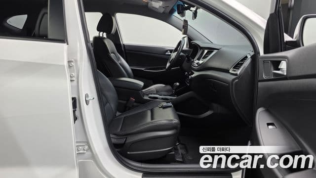 Hyundai All New Tucson Modern, 2016 10