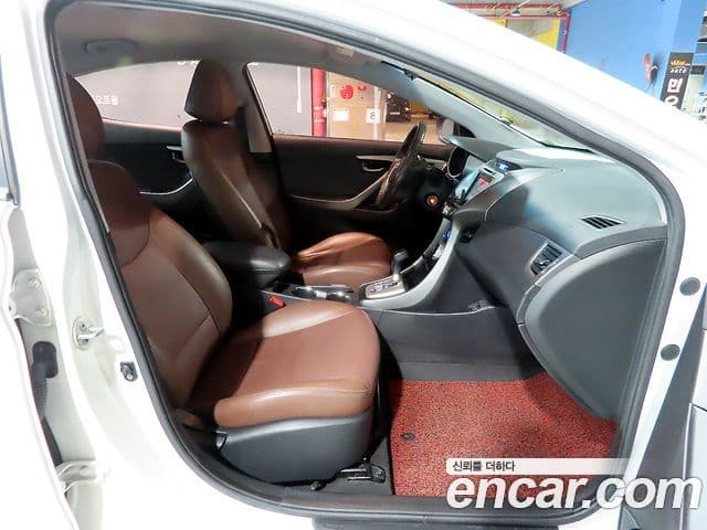 Hyundai Avante MD Luxury, 2011 9
