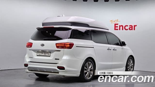 Kia The / новый New Carnival Noblesse Special, 2019 2