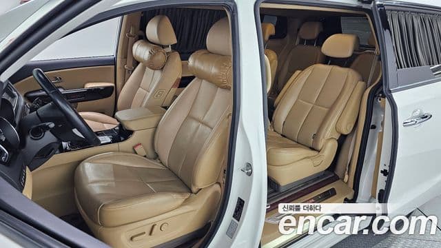 Kia The / новый New Carnival Noblesse Special, 2019 11