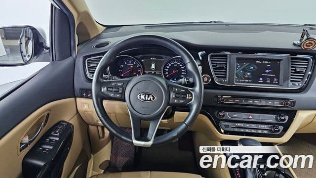 Kia The / новый New Carnival Noblesse Special, 2019 12